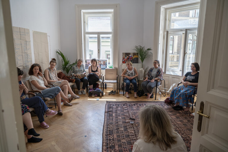 „A csoport biztonságos terét együtt hozzuk létre”